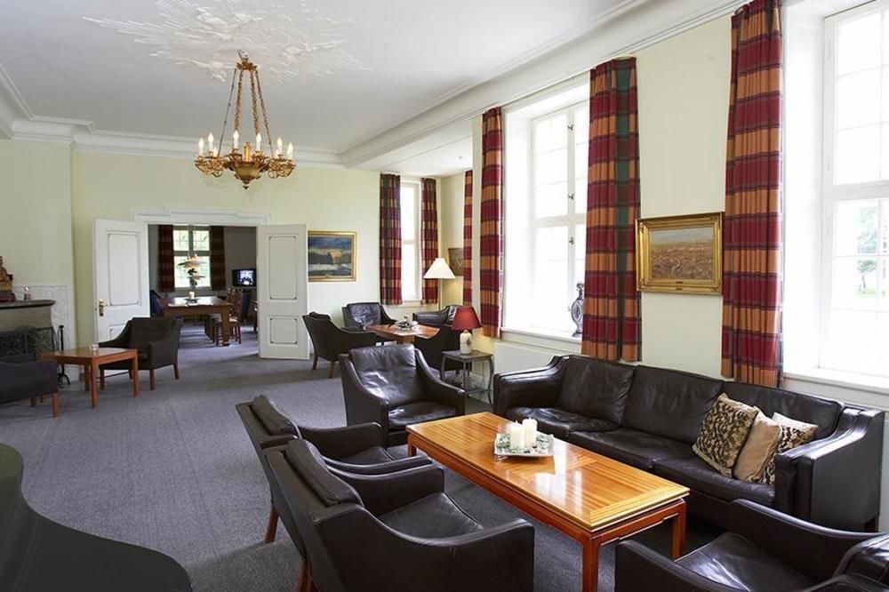 Gl. Avernaes Sinatur Hotel & Konference Ebberup Экстерьер фото